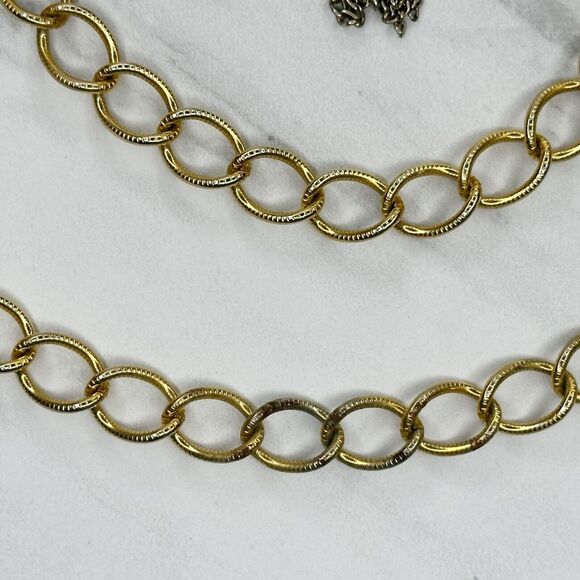 Y2K Gold Tone Chain Link Belt Tassel Charm Extra Small/Small (XS/S) ✨ - Picture 3 of 8